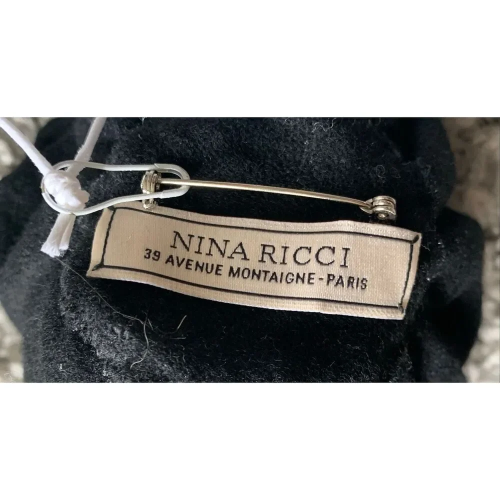 NEW NWT NINA RICCI PARIS black wool Camellia Flower Brooch Pin